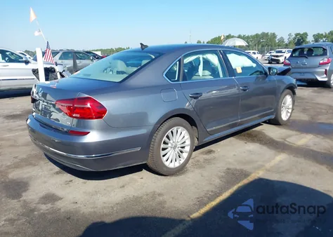 2016 Volkswagen Passat 1.8T Se z USA, uszkodzony, nr VIN 1VWBS7A31GC059729